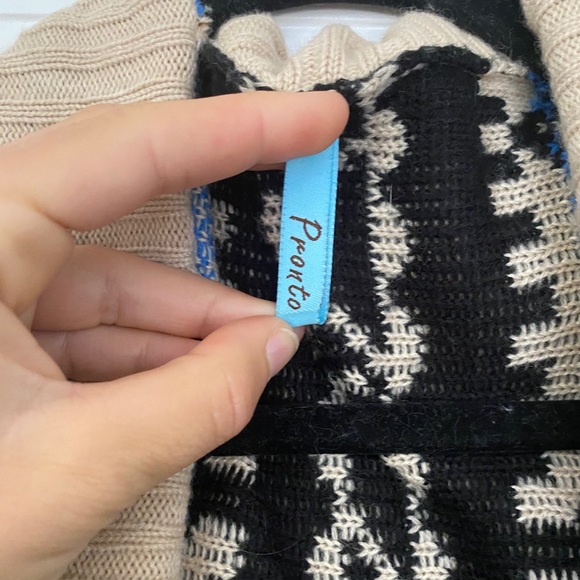 Pronto Patterned Cardigan - Picture 5 of 6